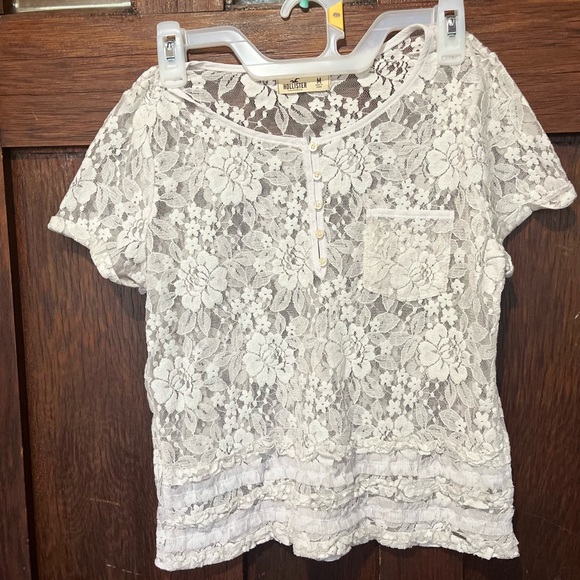 Hollister lace top size medium - Picture 1 of 2